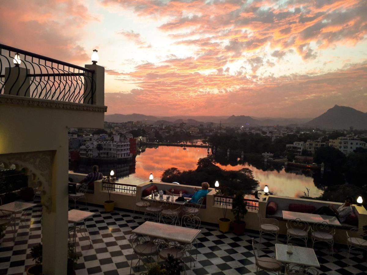 Hotel Mewari Villa Udaipur Eksteriør bilde